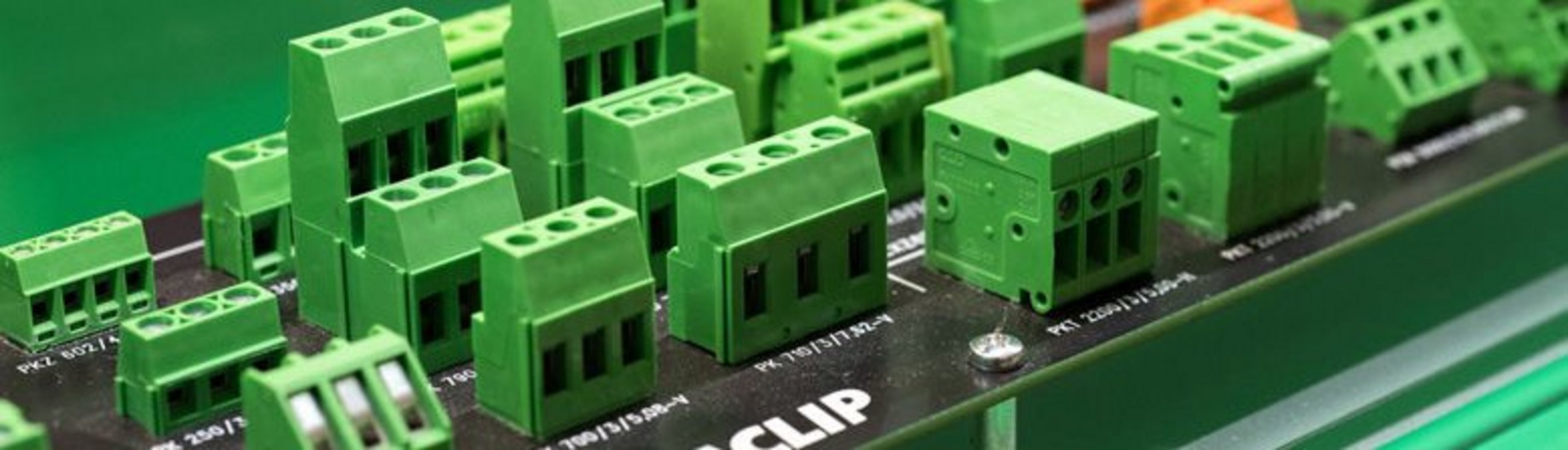 PCB 连接器
